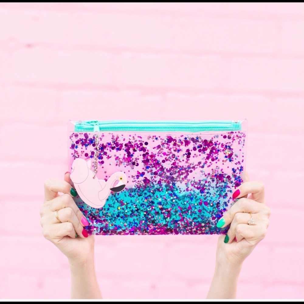 Studio DIY floating glitter clutch